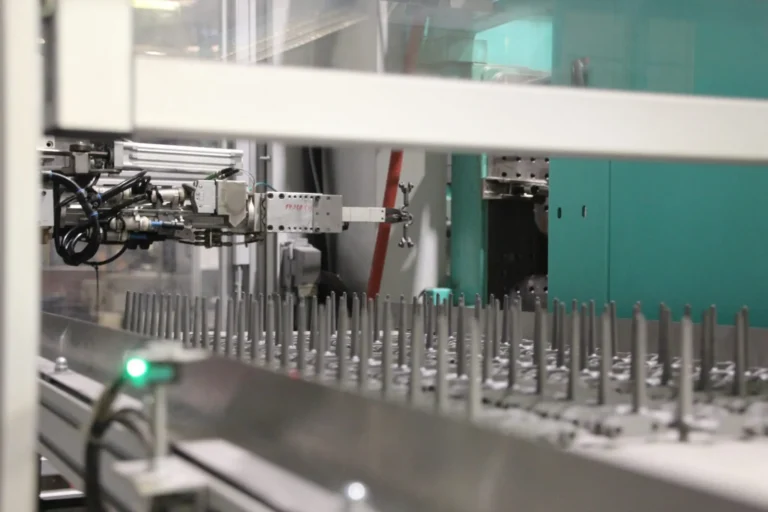 Discover MIM Automation’s new compact equipment; it measures, weighs, sorts, and records merchandise in less than a second.