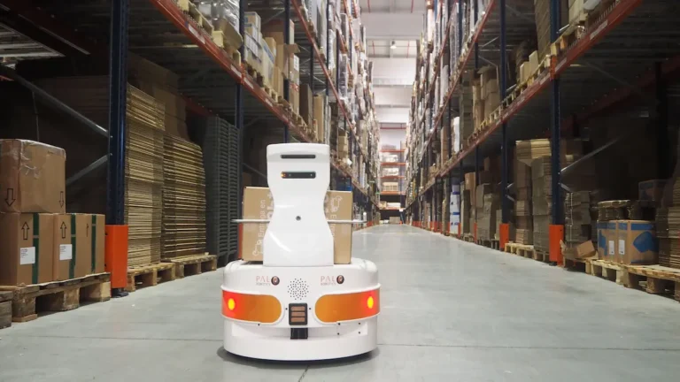 Autonomous Mobile Robots (AMR): Speed, Accuracy, and Efficiency